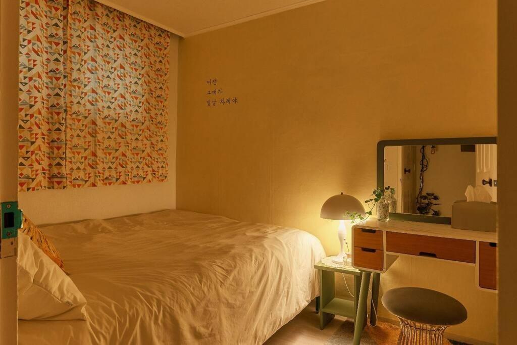 #1 Mapo Hongdae Detached 마포 공항철도 홍대입구역 도보5분 โซล